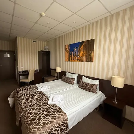 Naujamiescio 305 * Vilna